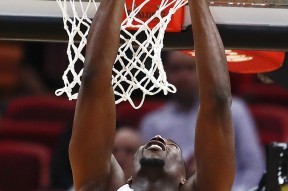 kysports-包含波尔图训练开放日；清晨止住颓势引欢呼；欧篮联在即；临场指挥获称赞的词条-kysports