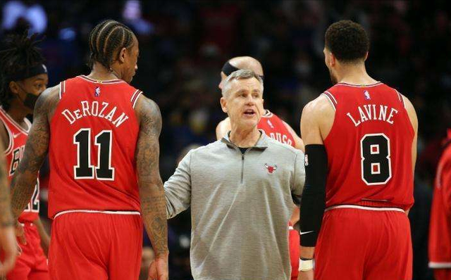 芝加哥公牛迎欧联关键赛，赛后再遭质疑，引发热议，球队文化再被提及的简单介绍