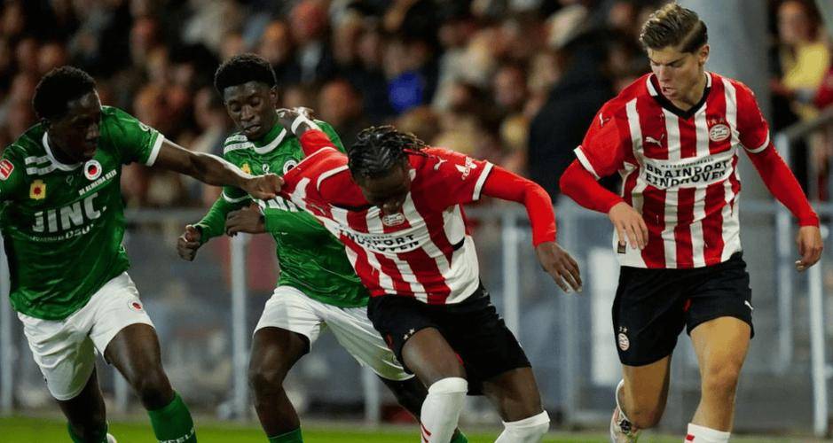 荷甲赛程吃紧;阿贾克斯加时末段内部沟通;悬念犹存;高层口径保持一致的简单介绍 荷甲赛程吃紧;阿贾克斯加时末段内部沟通;悬念犹存;高层口径保持一致的简单介绍