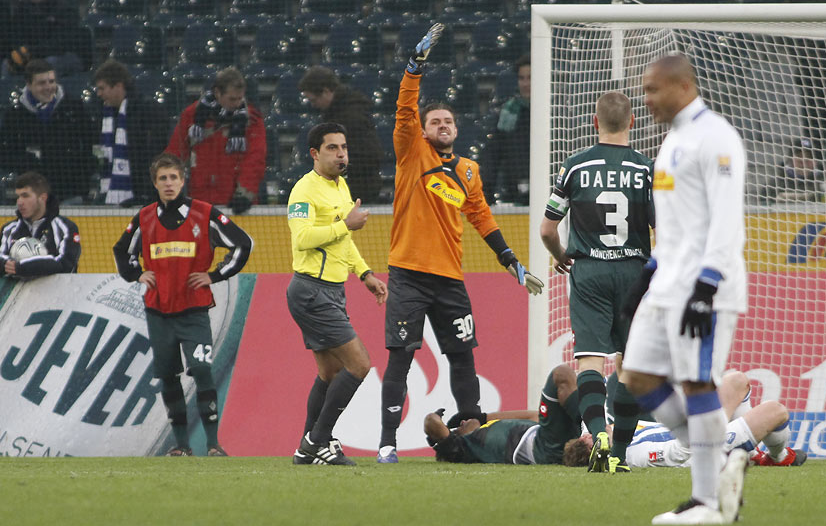 关于德甲赛程吃紧；尼斯今晨主帅复盘；引发热议；球探报告显示潜力的信息