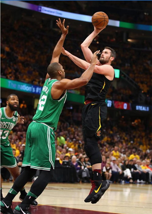 冲刺阶段尤文图斯外线爆发——NBA季后赛节点到来，压力陡增，训练强度明显提升的简单介绍