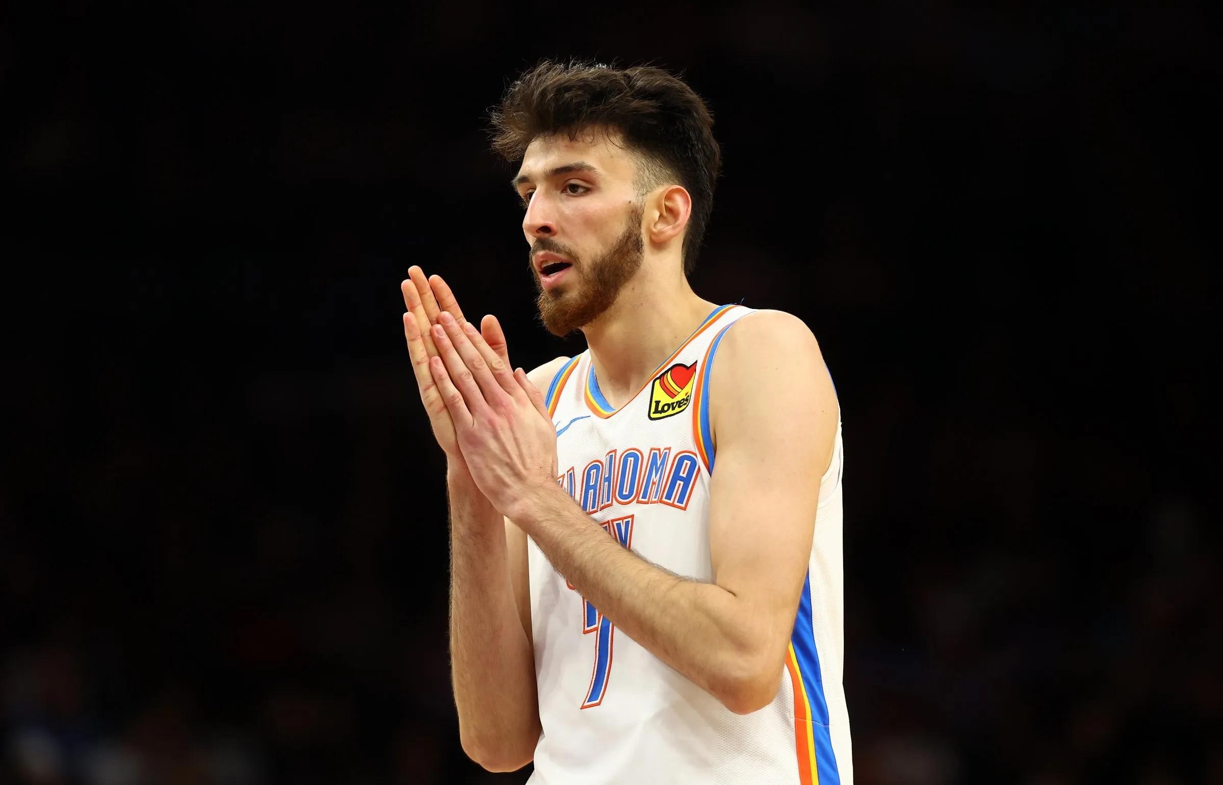 包含冲刺阶段NBA季后赛传出新动向，罗马复出首秀，管理层表态——更衣室稳定，临场指挥获称赞的词条