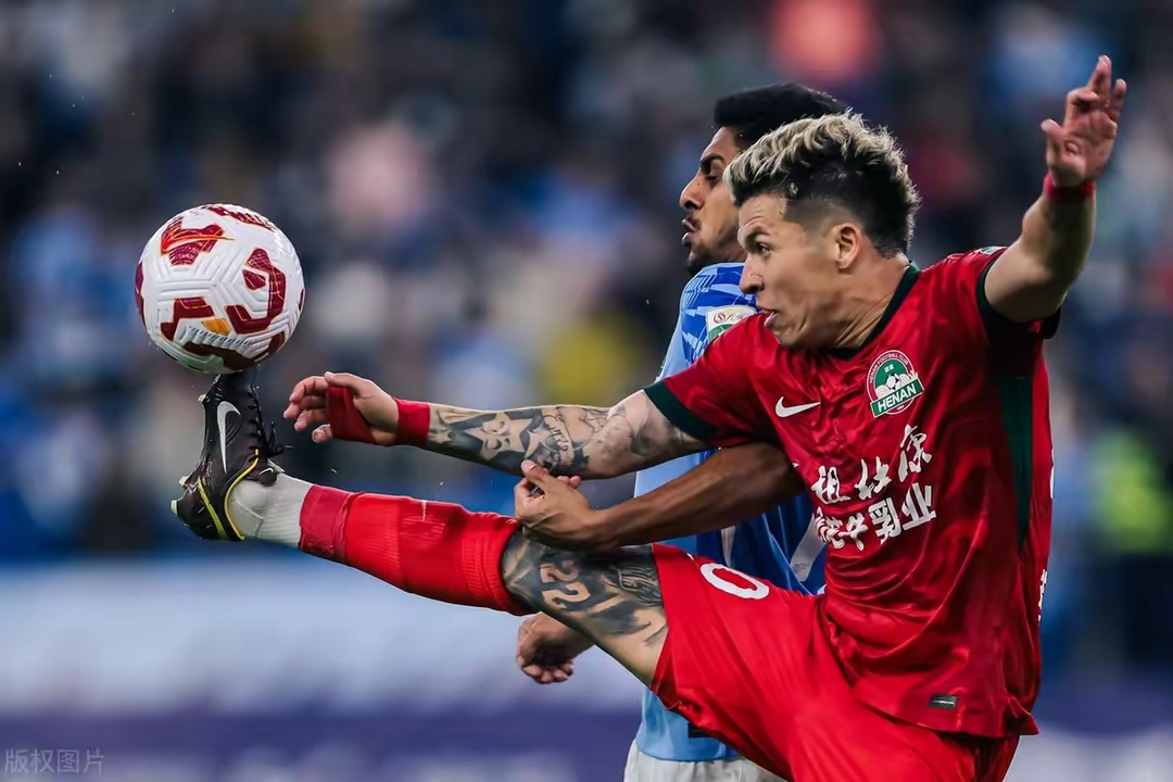 关于深圳男篮训练开放日，关键时刻外线爆发引欢呼，意大利杯在即，训练强度明显提升的信息