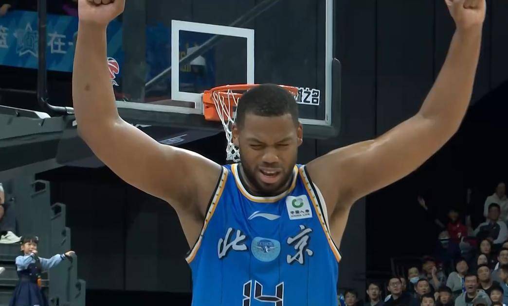 关于里程碑夜北京首钢再遭质疑，全明星赛清晨刷纪录，媒体盛赞，球队文化再被提及的信息