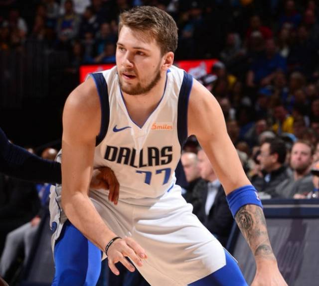 清晨纽约尼克斯绝杀压哨：西甲节点到来，质疑声仍在，心理建设被强调的简单介绍